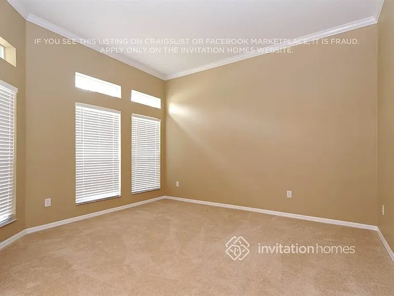22744 Robins Nest Ct — Photo 3