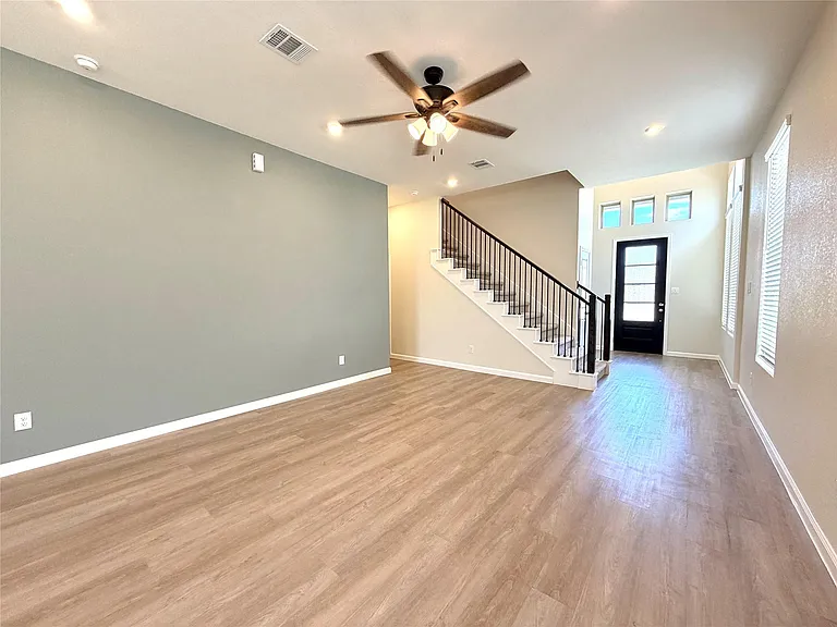 5089 Andorra Bend Ln — Photo 9
