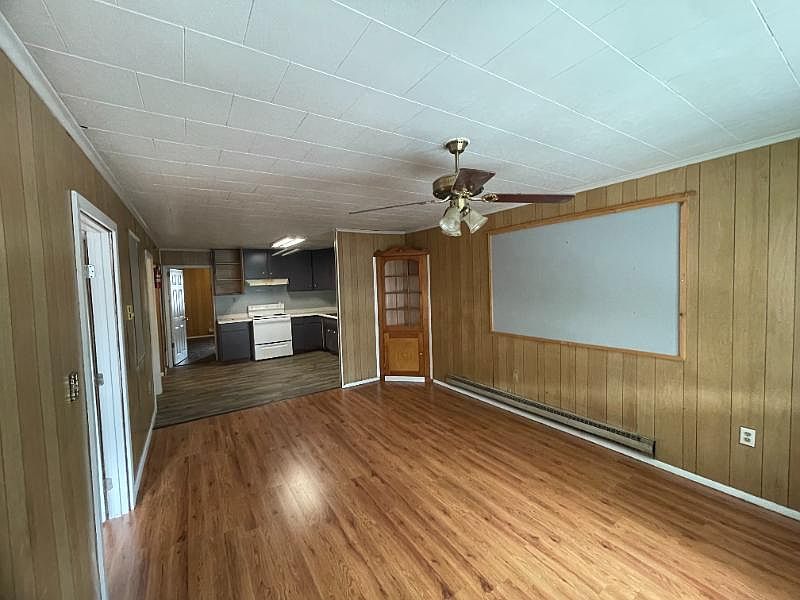 511 W Centre St Mahanoy City PA Zillow