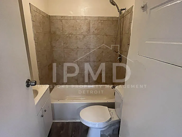 3970 Bluehill St — Photo 7