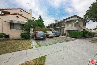 2nd image of 330 Langley St