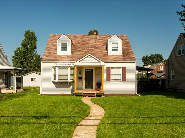 1813 Freeport Rd, Natrona Heights, PA 15065