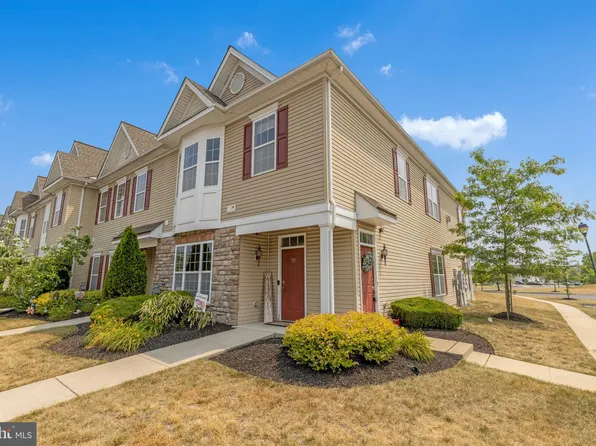 714 Van Gogh Ct, Williamstown, NJ 08094