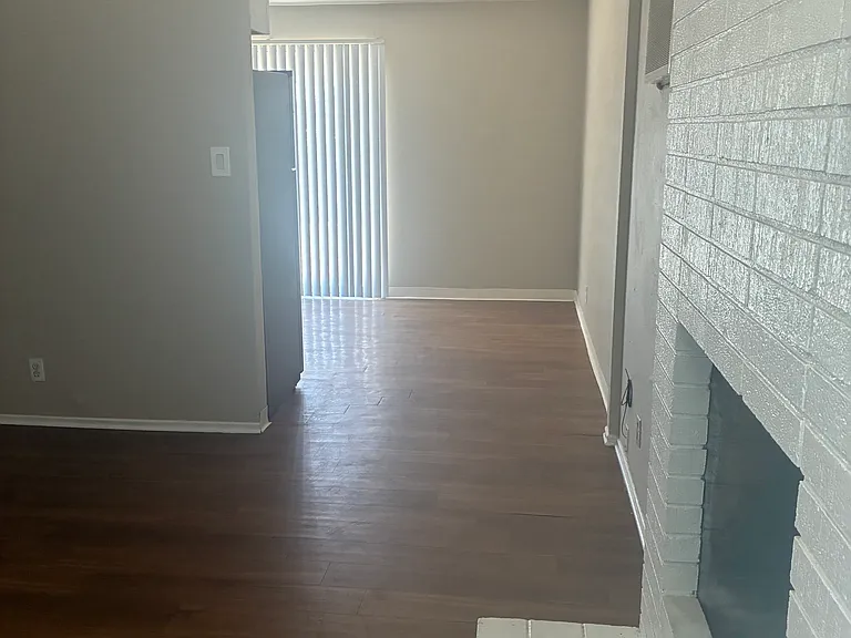 3726 El Camino Ave — Photo 8