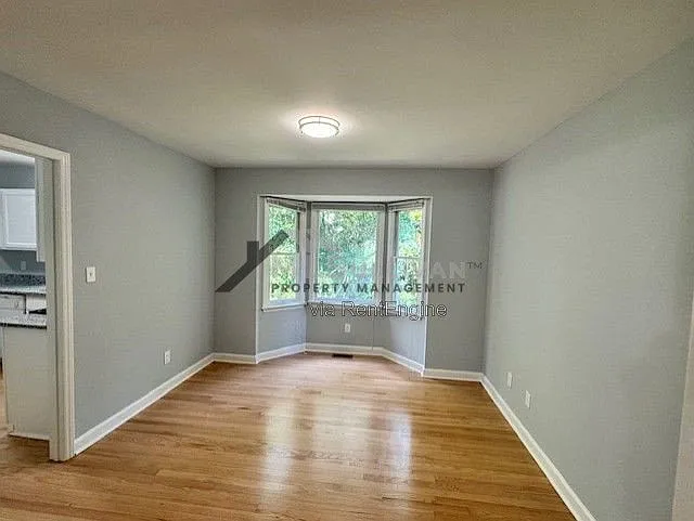 302 Rushingwater Dr — Photo 5