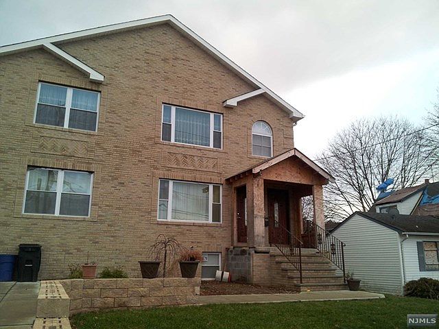 2nd image of 252 Semel Ave