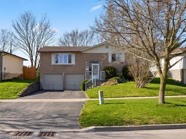 70 Bechtel Dr, Kitchener, ON N2P 1S8