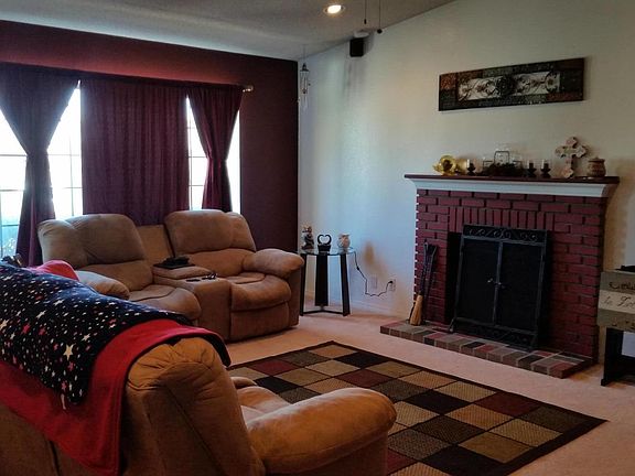 3rd image of 4278 E Avenue Q11