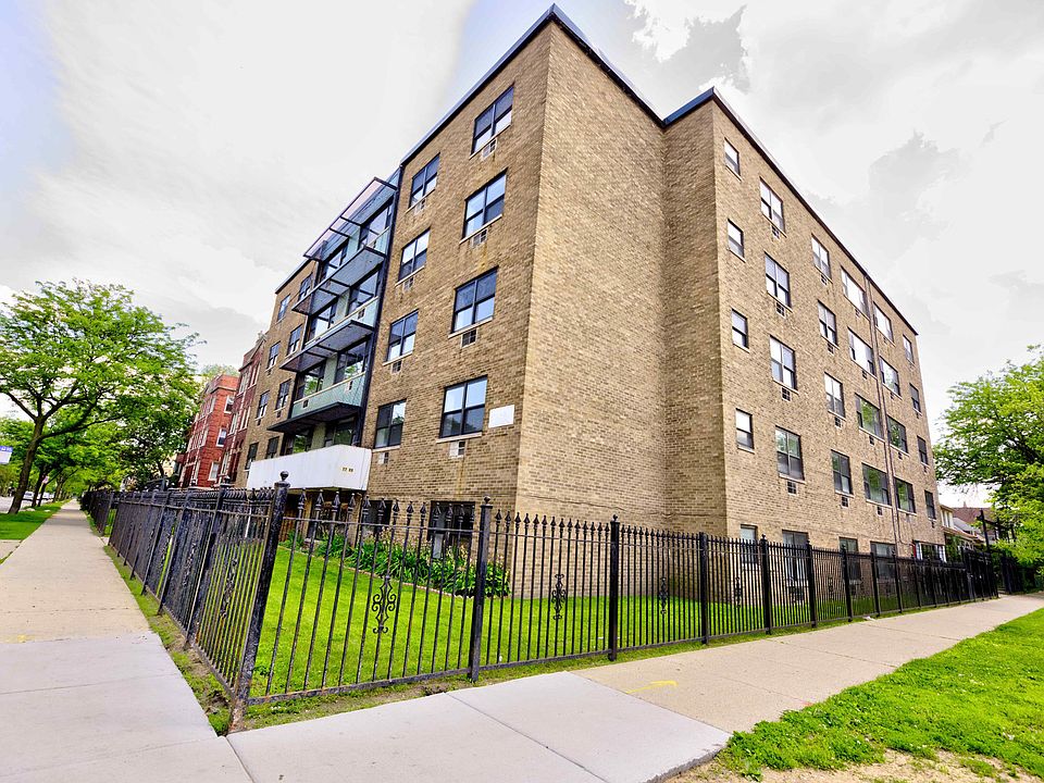 1st image of 7700 S South Shore Dr APT 318