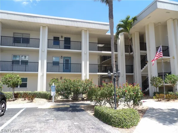 1828 Pine Valley Dr APT 105, Fort Myers, FL 33907