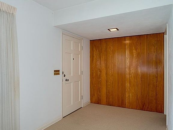 3rd image of 2254 Claiborne Dr