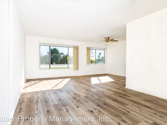 4th image of 650 Westbourne Dr #203