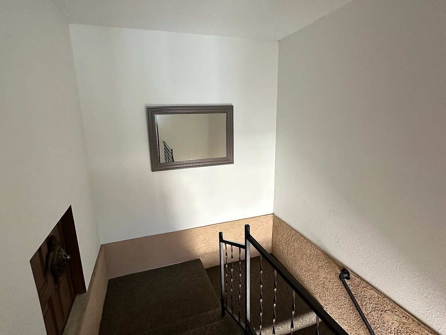 2 bed, 1000 sqft, $2,780 — Photo 2