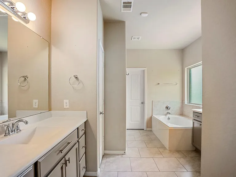 5319 Claymore Meadow Ln — Photo 24