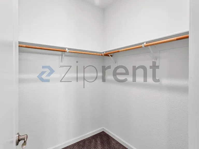 6914 Geyserville St — Photo 9