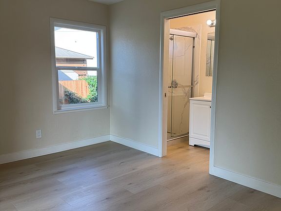 5th image of 277 Kirk Ave