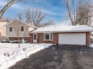 4191 Cove Dr, Hanover Park, IL 60133