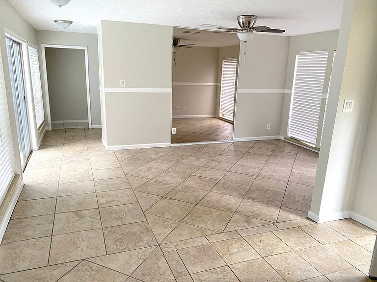 14934 Elmont Dr — Photo 7