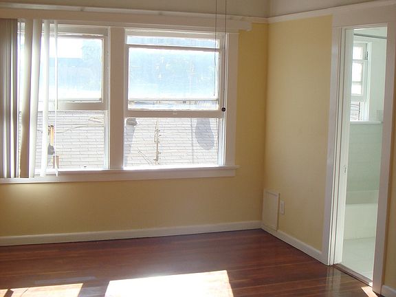 3rd image of 135 Bonito Ave APT 15