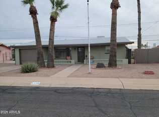 5425 E Akron St, Mesa, AZ 85205
