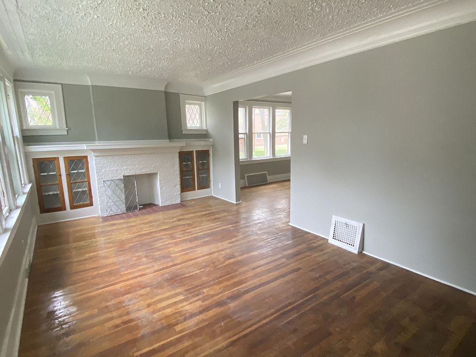 1st image of 334 E Oakridge St #388183