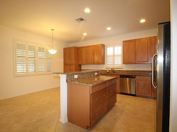 3rd image of 3242 Sussex Way
