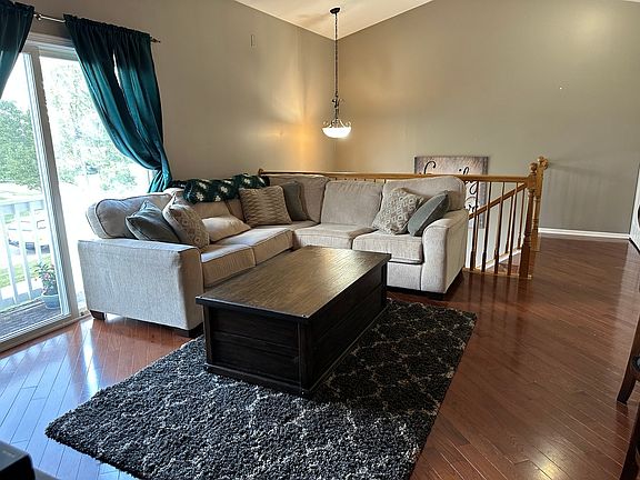 5th image of 1603 Fieldstone Dr N #1603
