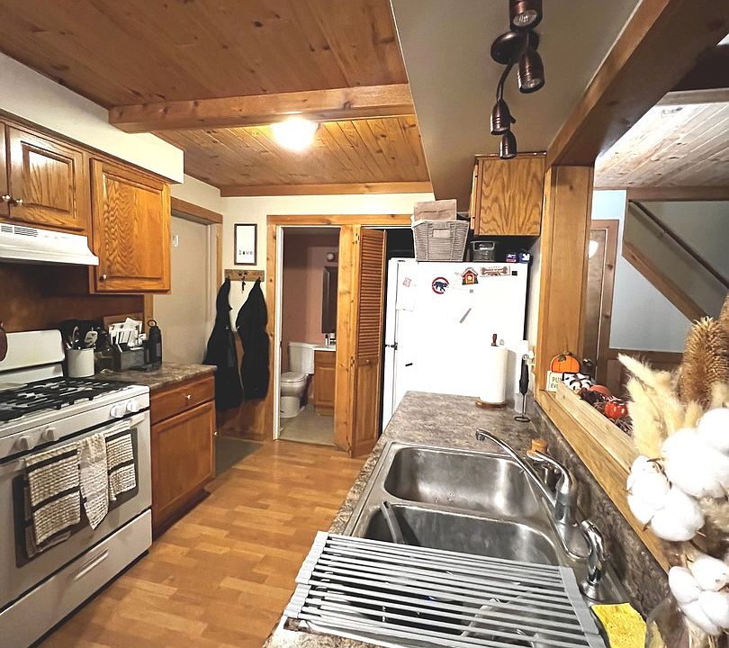 2nd image of 19546 115th Ave Unit C