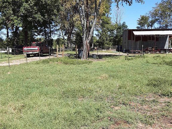 3rd image of 313 County Road 3984