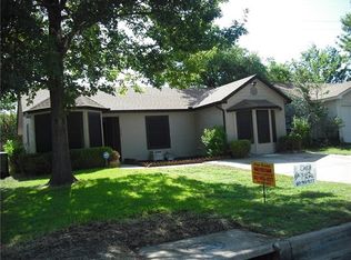 5403 Spring Willow Dr, Arlington, TX 76018