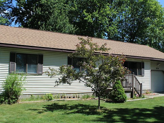 4th image of 3170 Glenrick Ave