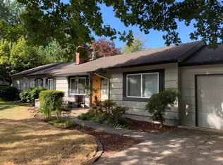 16885 Fernwood Dr, Lake Oswego, OR 97034