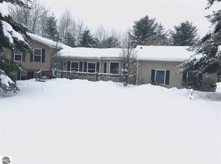 308 Red Swan Trl, Buckley, MI