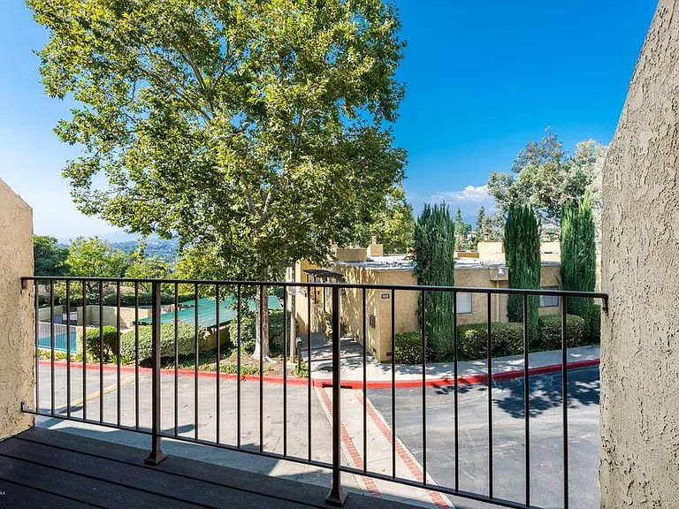 4814 Via Colina — Photo 9