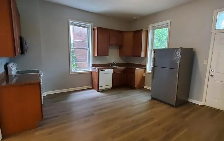 4135 S Compton Ave — Photo 21