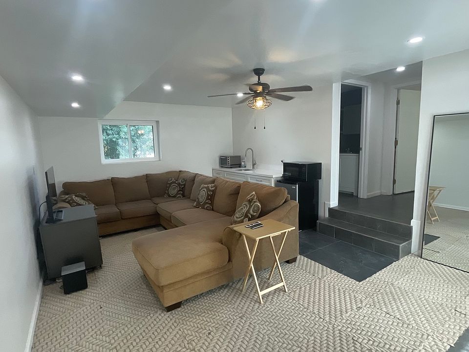1st image of 1336 Alder Pl #B