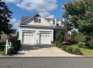 219 Nathan Hale Dr, Deptford, NJ 08096