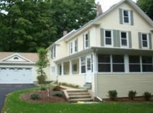4 Bartlett St, Merrimac, MA 01860