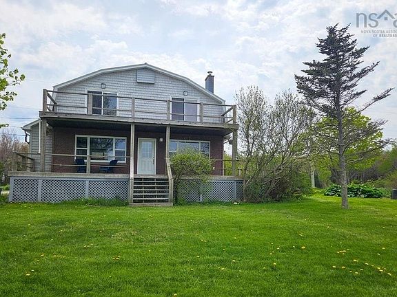 4th image of 102 Pheasant Rd N