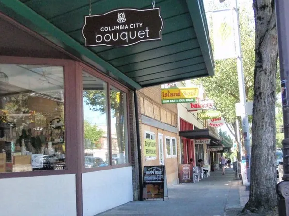 SPOKANE AT RAINIER COURT a 55+ Affordable Community