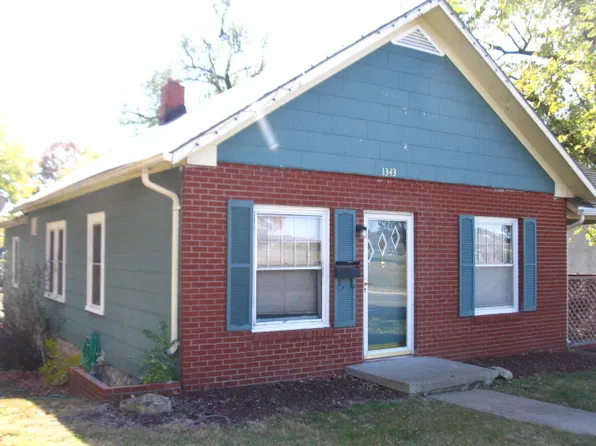 1343 Metropolitan St, Leavenworth, KS 66048