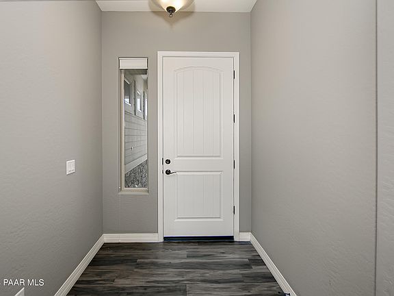 4th image of 5729 N Hudson Ct