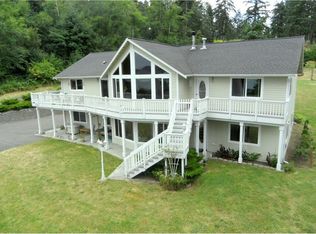 2363 Strawberry Point Rd, Oak Harbor, WA 98277
