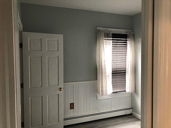 3rd image of 52 Linden St #1