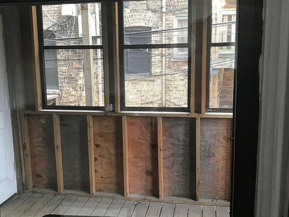 4th image of 3518 N Broadway St #24-1S