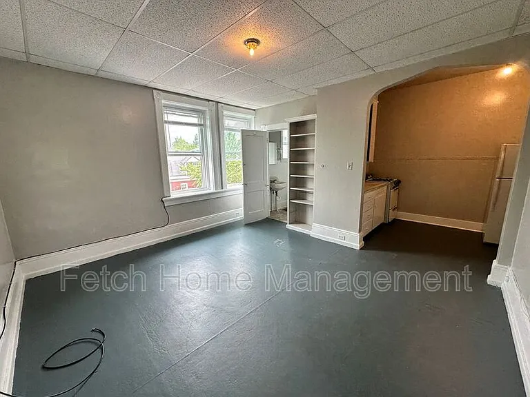 115 S 10th St #3 — Photo 10
