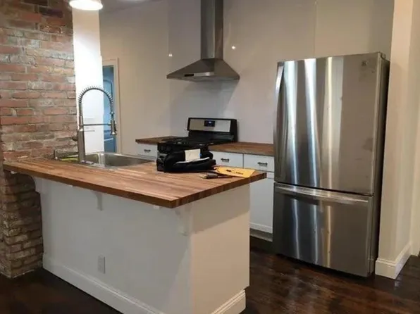 110 Tobey St #1, Providence, RI 02909