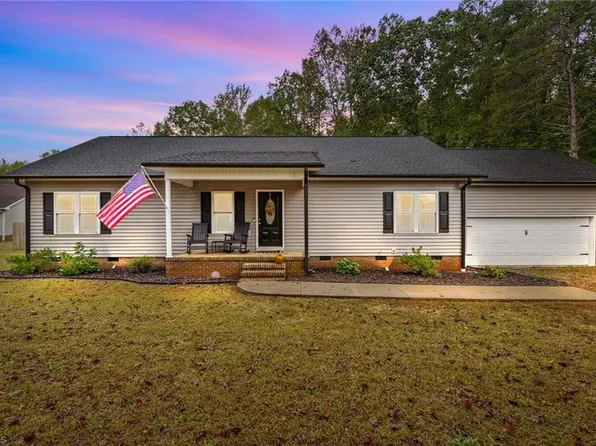 970 W Greensboro Chapel Hill Rd, Snow Camp, NC 27349