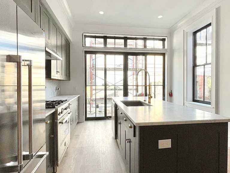 1227 N 6th St #B — Photo 16