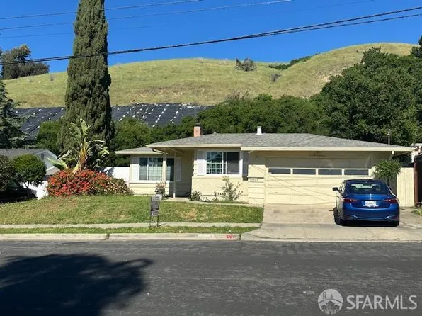 30964 Faircliff St, Hayward, CA 94544